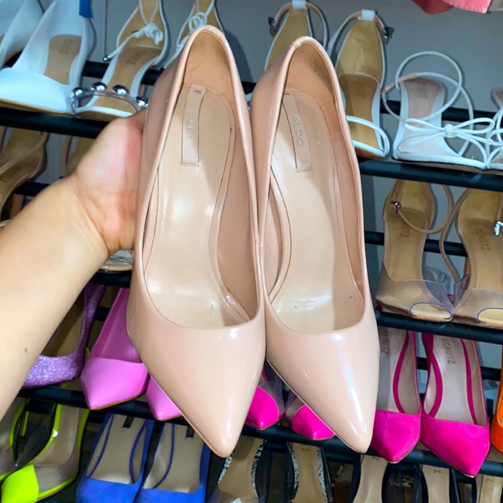 Nude heels!